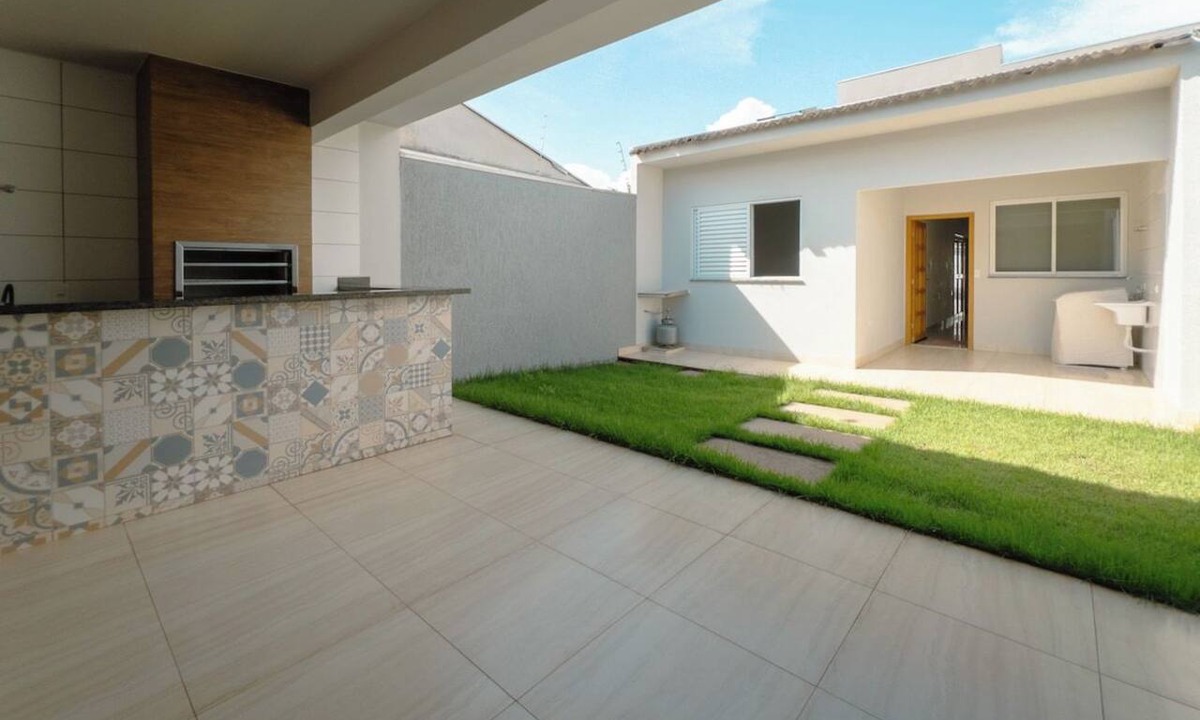 Maringa House | Imperial House with 3 Bedrooms in Maringa - BON705