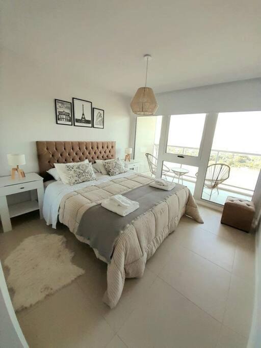 Santa Fe Apartment | Increíble departamento con vista panorámica al río
