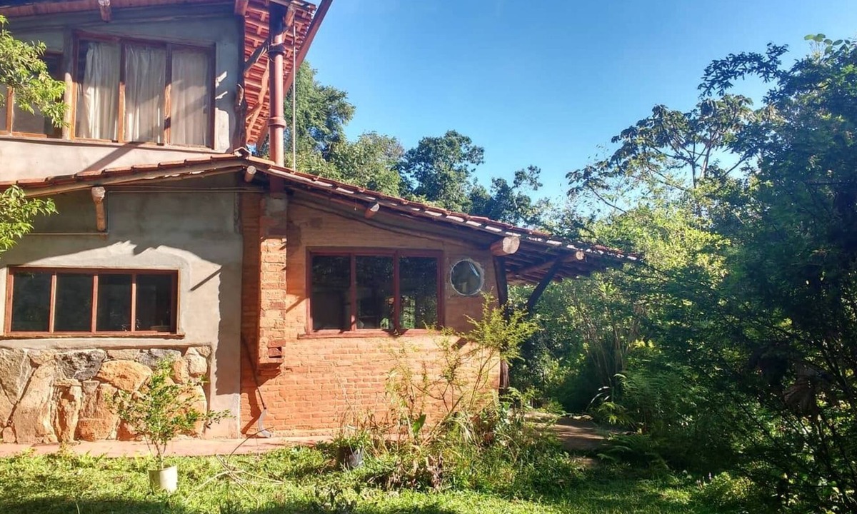 Aiuruoca House | Jacaranda Corner - House in the Matutu Valley