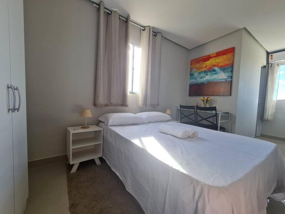 Vila Regina Apartment | Kitnet 301 centro linda vista por sol com tv smart e ar