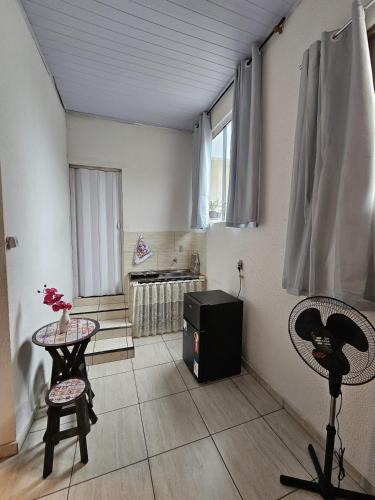 Zona Leste Apartment | Kitnet 50 metros Metro Guilhermina-Esperança