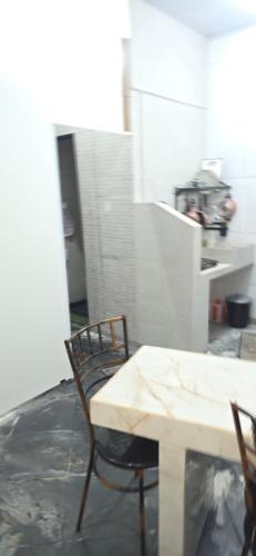 Vila Oliveira House | Kitnet próximo ao shopping