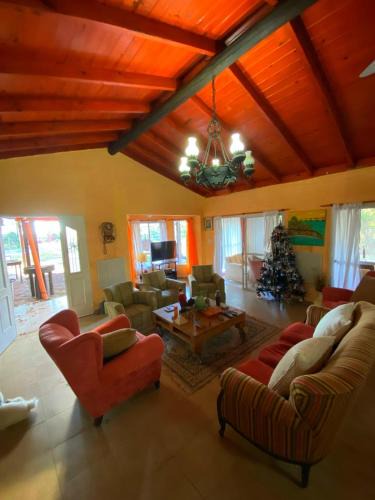 Marcos Paz House | La Arboleda - Casa de Campo