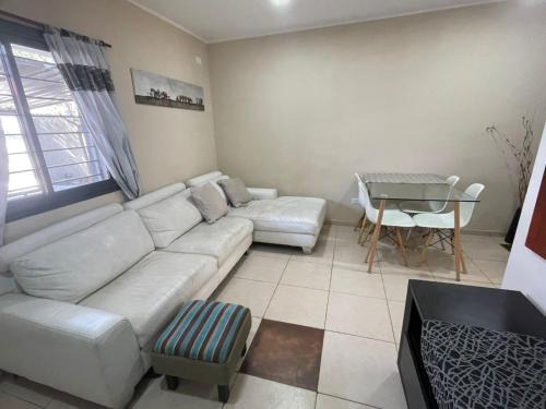 San Juan Apartment | La Buena Memoria - Deptos frente al shopping