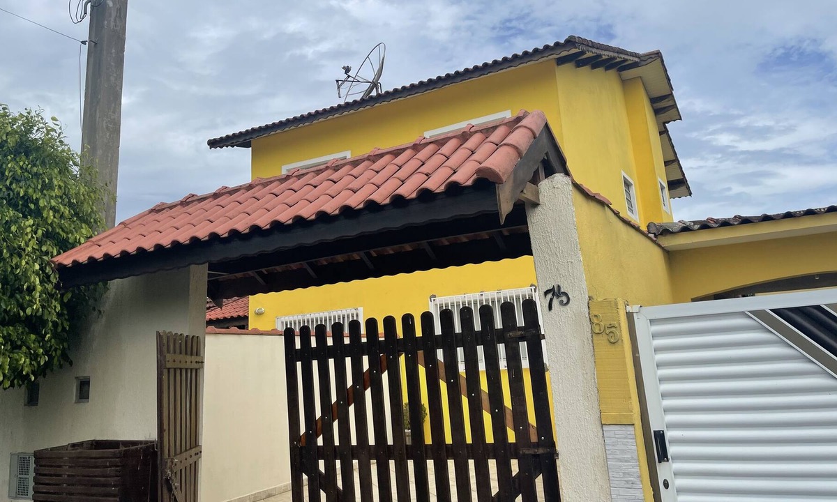 Litoral Sul de Sao Paulo House | Large townhouse with pool 200 meters from the beach