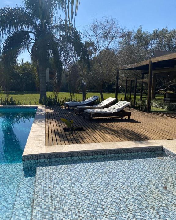Puerto Valle House | Linda casa a metros del río Paraná con pileta