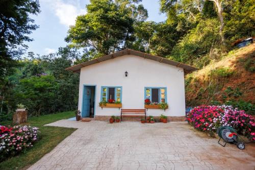 Santa Teresa House | Little Blue House