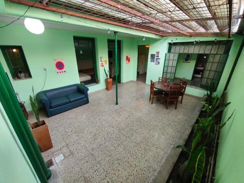 Santa Fe House | Lo de Miguel - Casa grande con estacionamiento privado
