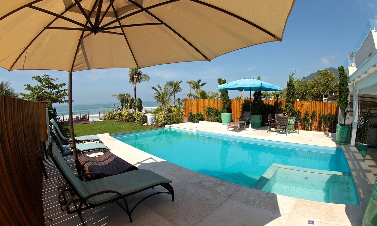 Maresias House | Luxurious beachfront house
