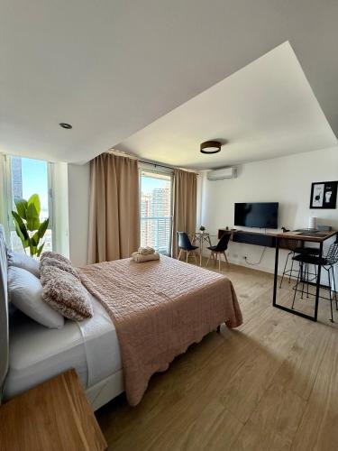 La Perla Apartment | MarDelSuites - Studios Modernos Piso Alto - Vista al Mar, Cochera Opcional, AC, Pileta, 2min Playa