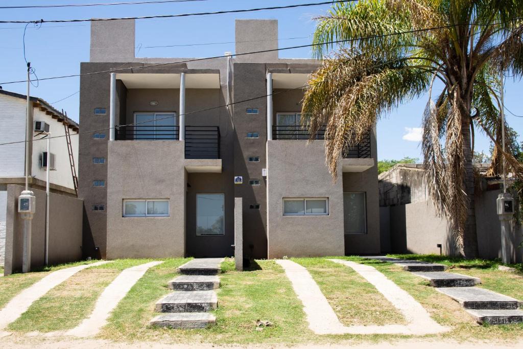 Victoria House | Maremi