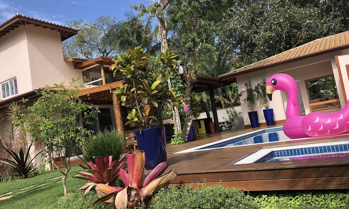 Maresias Condo | Maresias Beach. House in very quiet family condominium, for rest.
