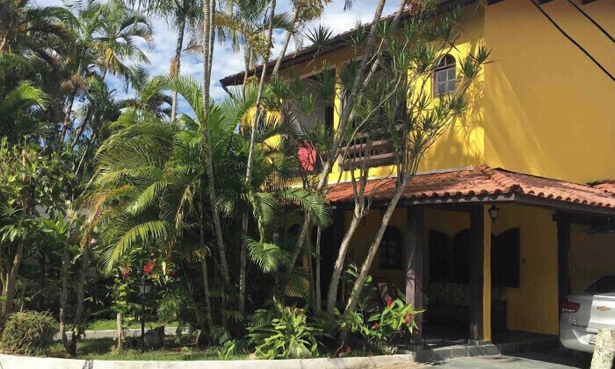 Maresias House | Maresias beautiful house in condominium. Prices negotiable Christmas and New Year