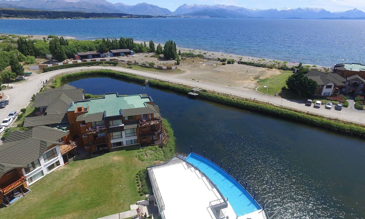 Dina Huapi Condo | Mascardi Superior 1st Floor Lake Front Bariloche