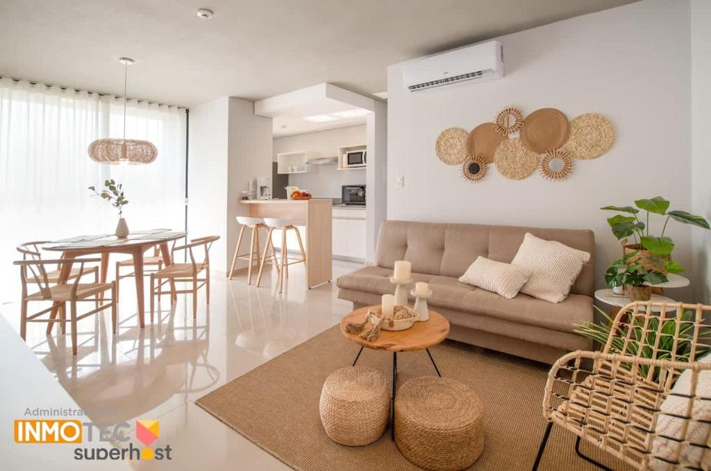 Luque Apartment | Modern and Cozy Two BR Apt with Pool and Free Parking