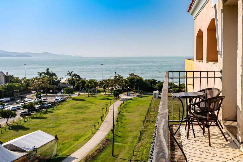 Jurere Apartment | Modern and Stylish Penthouse Luxury Resort ILC3505
