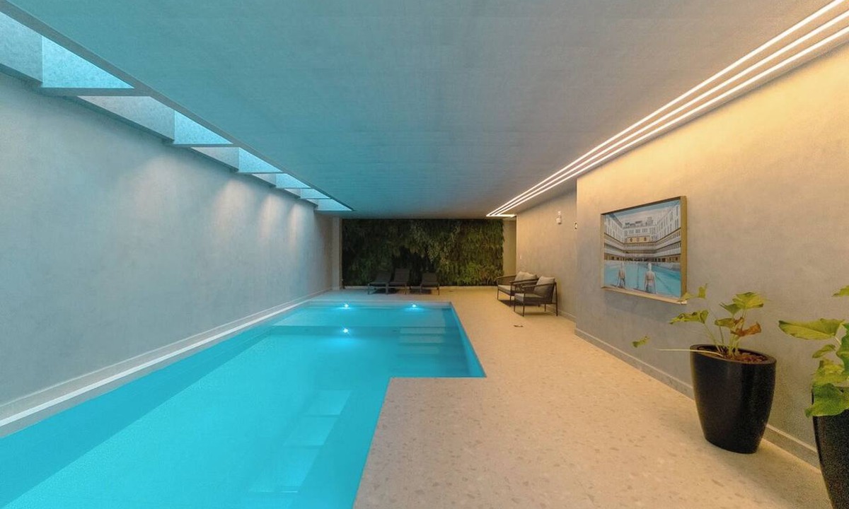Zona 01 Apartment | Modern Downtown Apartment with Style - NEO1004