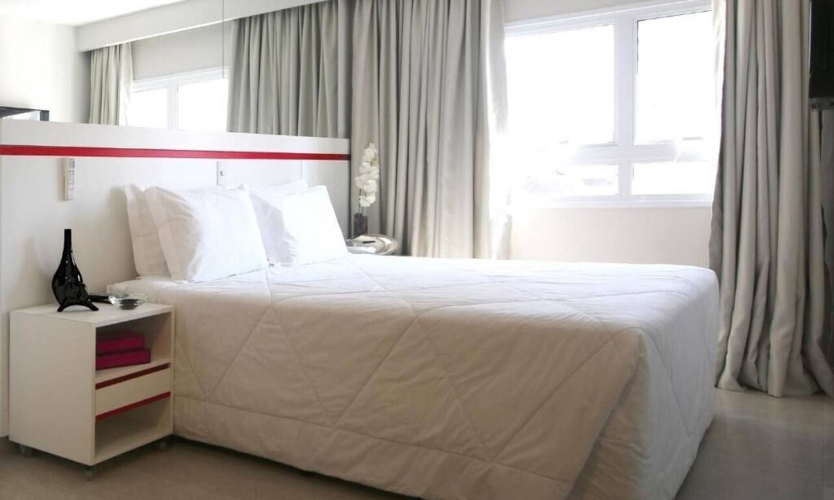 Sao Paulo Hotel | Modern São Paulo Adventure w/Pool and Gym | 5.2mi to Liberdade District