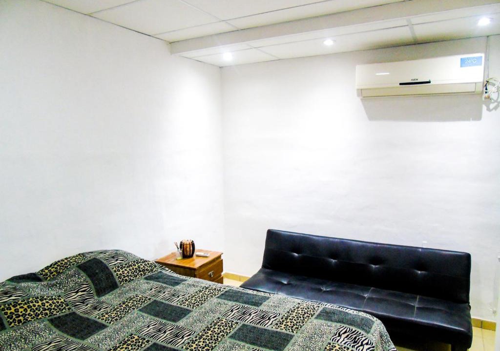 La Rioja Apartment | Moderno departamente para Parejas! Terraza privada!