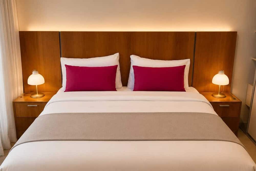 Colegiales Apartment | MOT Rentals Concepcion Hotel - 3 Bd 2 Ba Parking, Gym and Pool