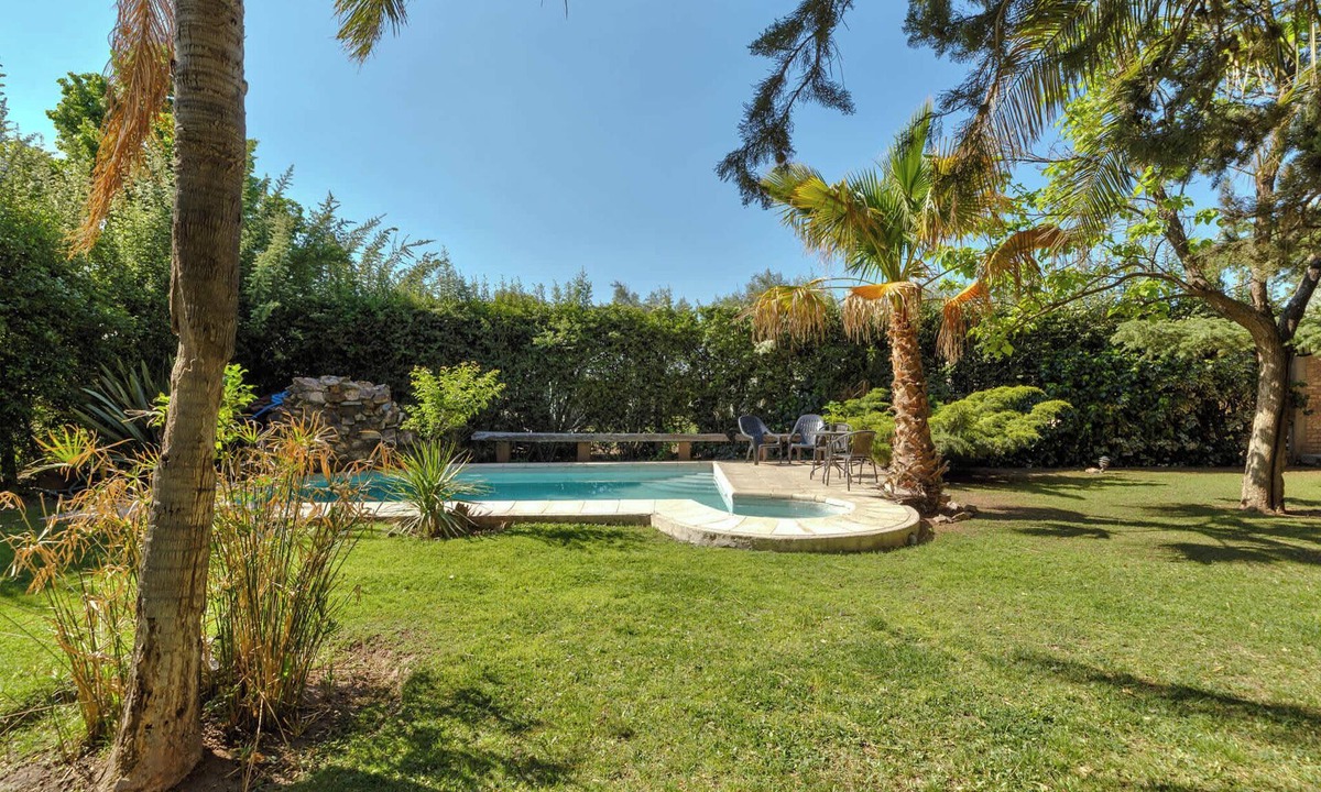 Chacras de Coria House | MOT Rentals + Wine Country Alzaga - 4 Bd House Pool, BBQ