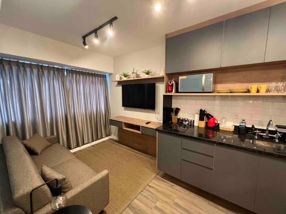 Vila Pompeia Apartment | Novo, garagem e piscina, moderno ao lado Allianz Park
