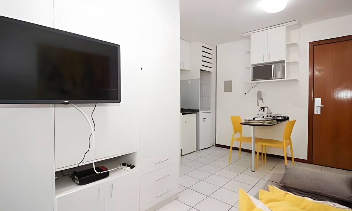 Sudoeste e Octogonal Apartment | OZPED Flats Particulares Mont Serrat