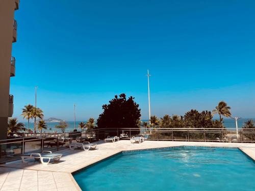 Barra da Tijuca Apartment | Pé na areia! Apart hotel com vista para o mar e lazer completo! Front beach apartment with ocean view and amenities!