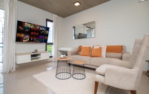 Luque Apartment | Panoramic City Escape 3-BRSerenity