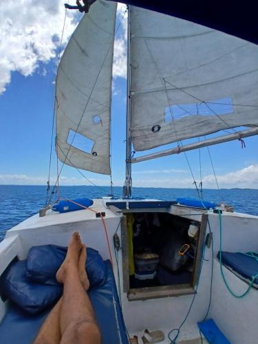 Aruanda Boat Rental | Passeio com o Veleiro Ventão