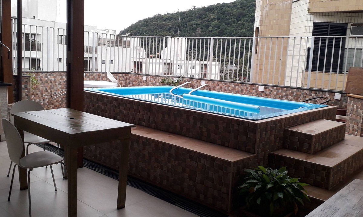Parque Enseada Apartment | PENTHOUSE W/POOL AND PRIVATE BARBECUE ENSEADA GUARUJA NEAR THE BEACH