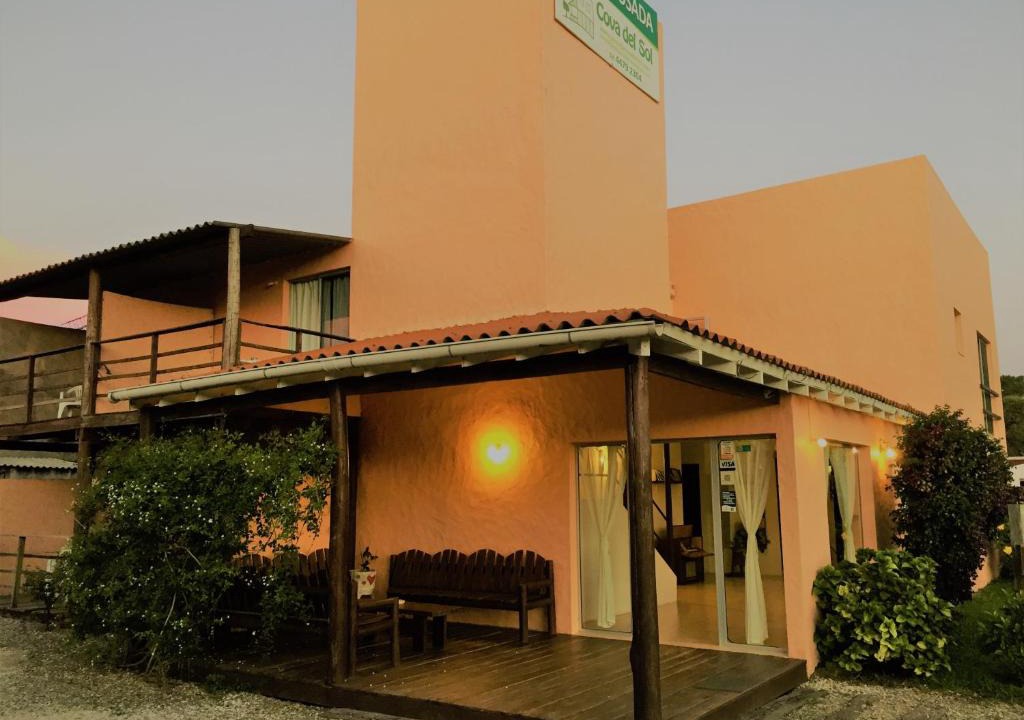 La Pedrera Hotel | Posada Cova Del Sol