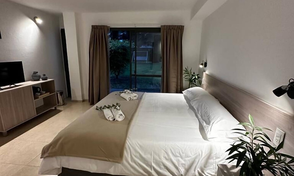 Chacras de Coria Hotel | Posada Pinar de Besares