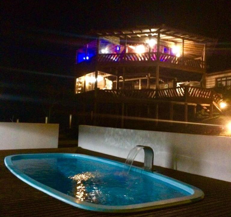 Osorio Hostel | Pousada Ananda-Com Piscina- No Centrinho da Borussia
