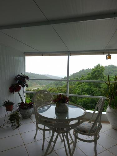 Bezerros Hotel | Pousada Brasil Tropical