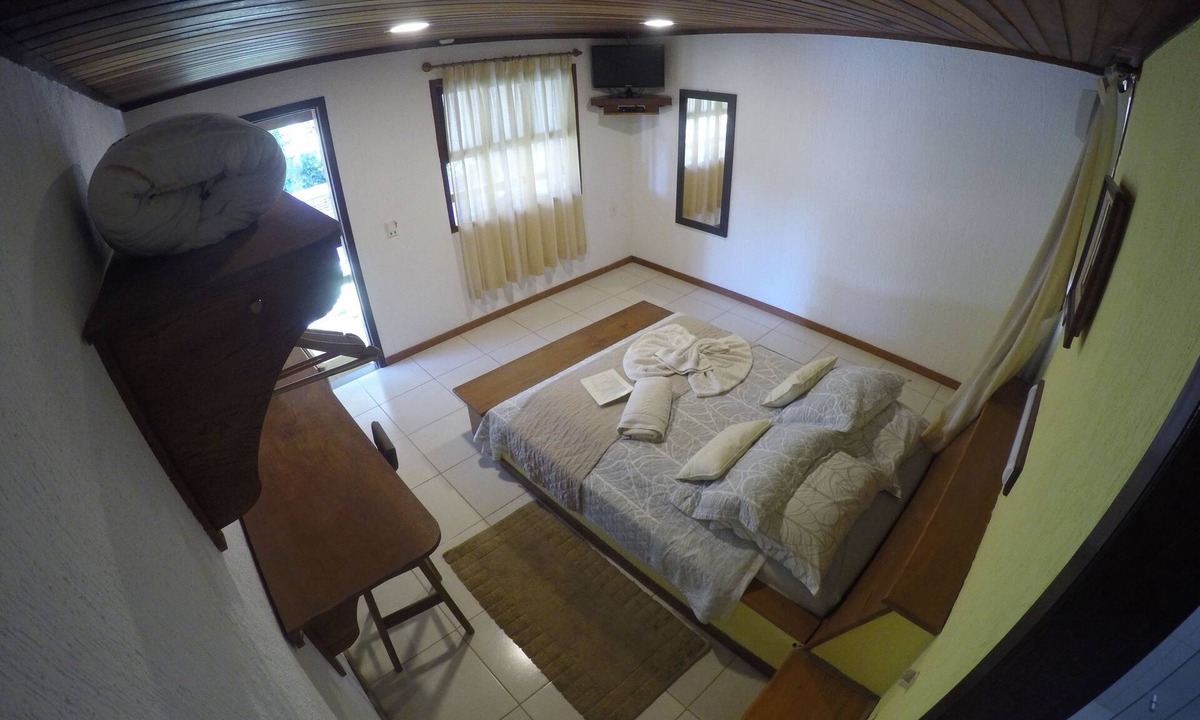 Vila do Abraao Hotel | Pousada Caúca