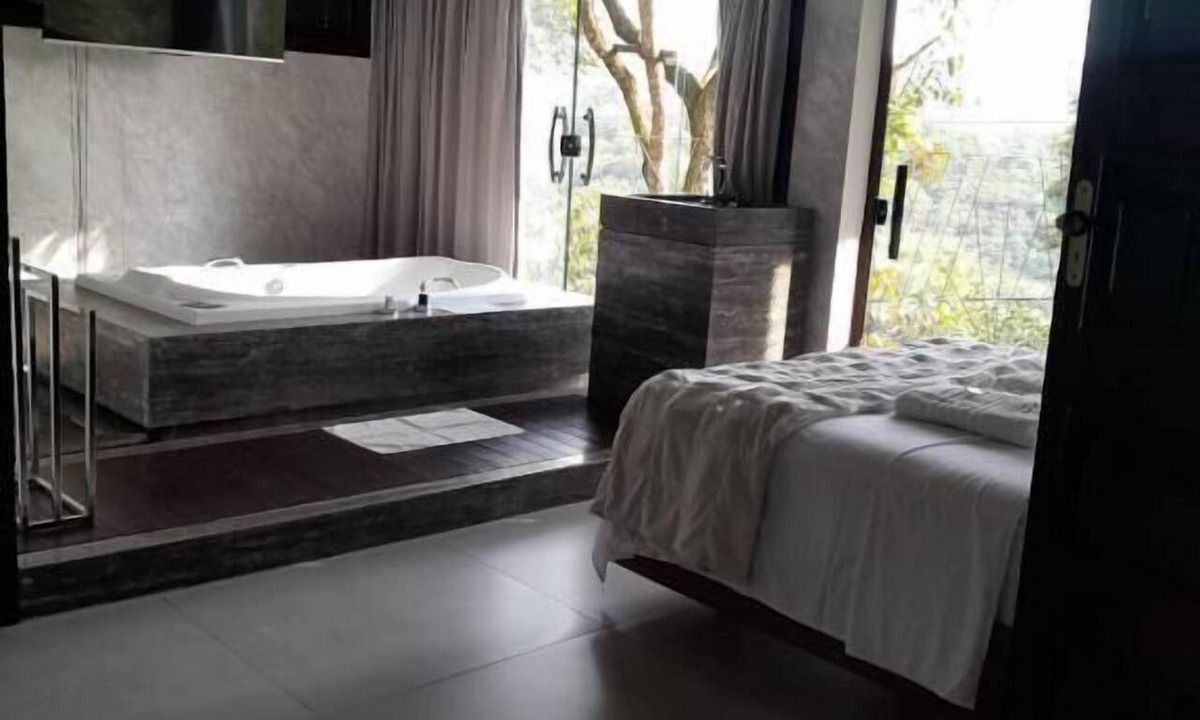 Sao Sebastiao das Aguas Claras Hotel | Pousada Canto da Lua - Macacos