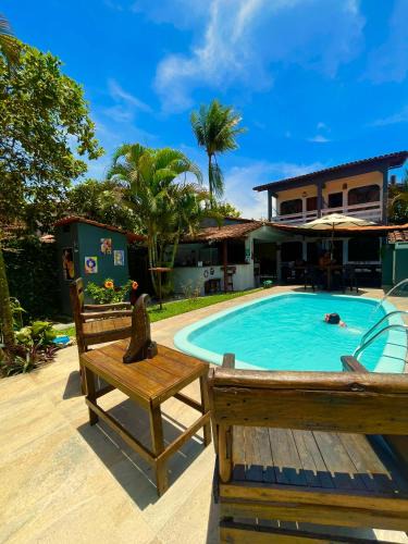 Arraial d'Ajuda Hotel | Pousada do Rock - Temática de Rock, no centro de Arraial D'Ajuda