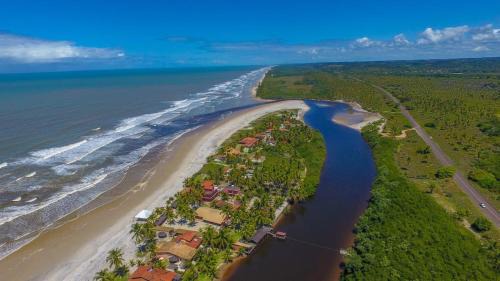 Distrito de Pedras de Una Hotel | Pousada Ilha do Desejo