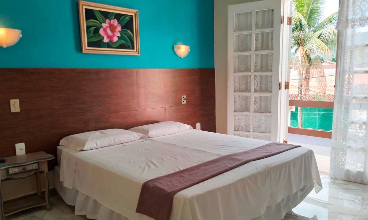 Vila Colonial Hotel | Pousada Larissa