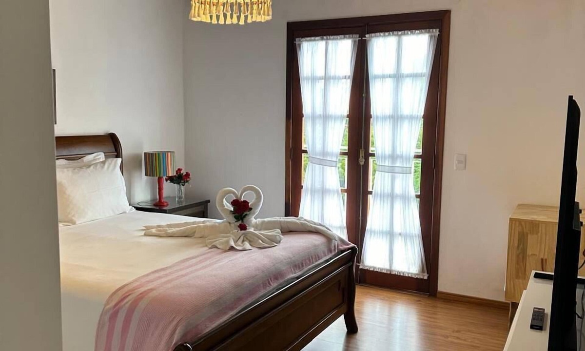 Colinas Capivari Hotel | Pousada Pink Village