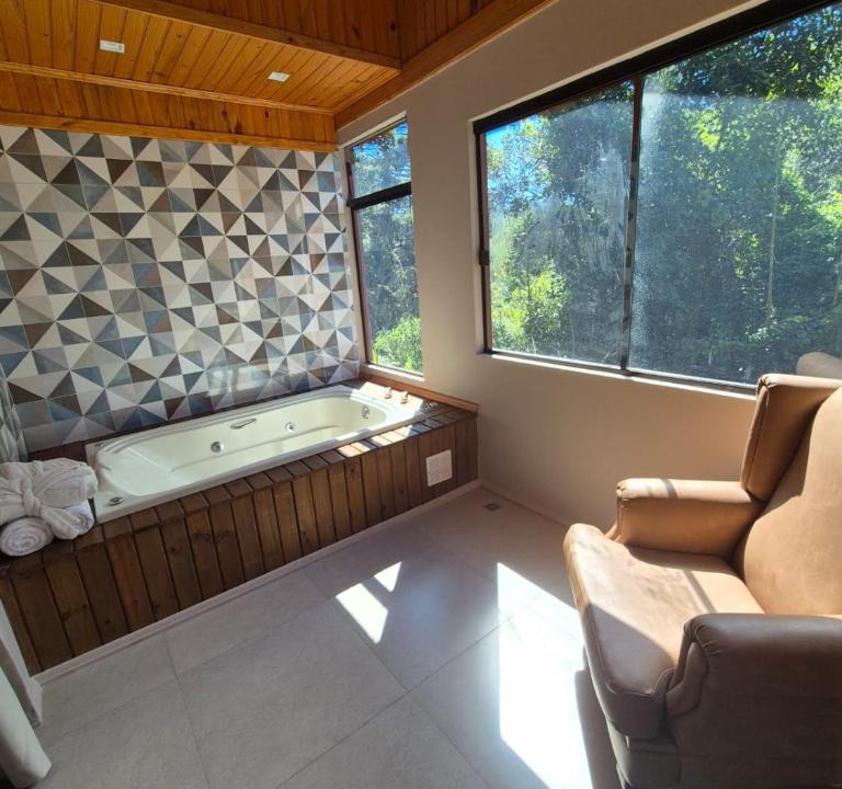 Bom Retiro Hotel | Pousada Trinca Ferro