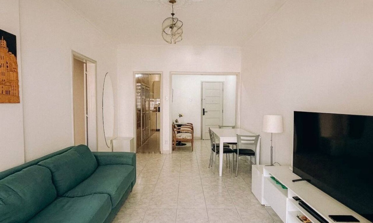 Dois de Julho Apartment | Premium Apartment for up to 8 People Air conditioning + 2 toilets