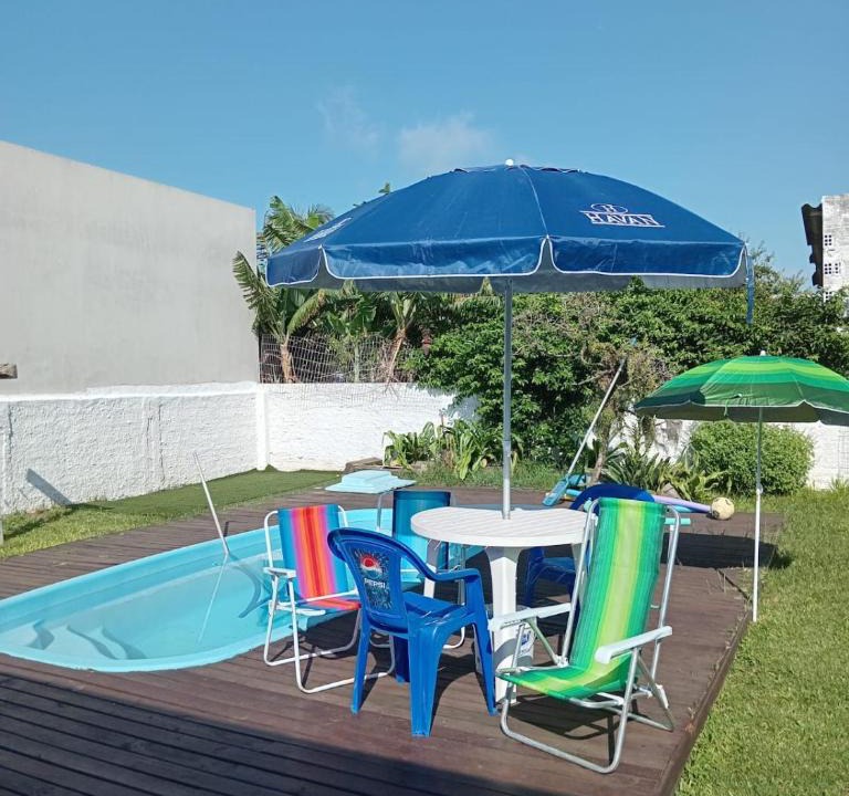 Capao da Canoa House | QUARTO AZUL com cozinha e piscina só sua