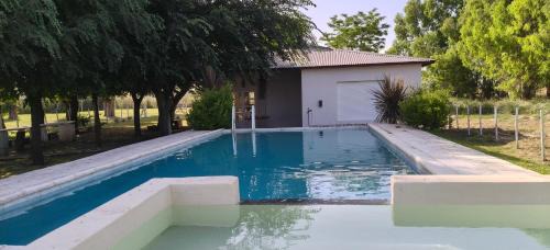 Olavarria House | Quinta Casa De Campo
