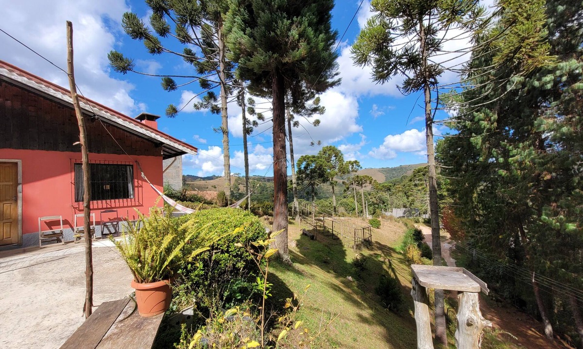 Vila Inglesa Cottage | Recanto da Lagoinha Incredible view. House with fireplace. Free Wi-Fi. Unforgettable