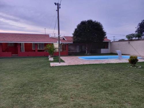 Sao Pedro House | Recanto lindo na cidade com piscina e churrasqueira
