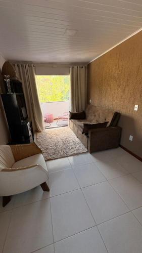 Pedra Azul House | Refúgio no Interior