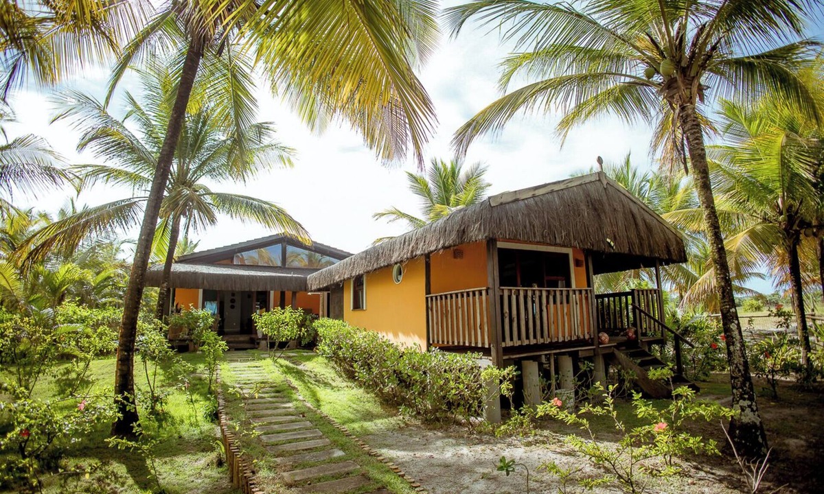 Centro House | Refúgio Pé na Areia em Ilhéus na Praia do Acuípe