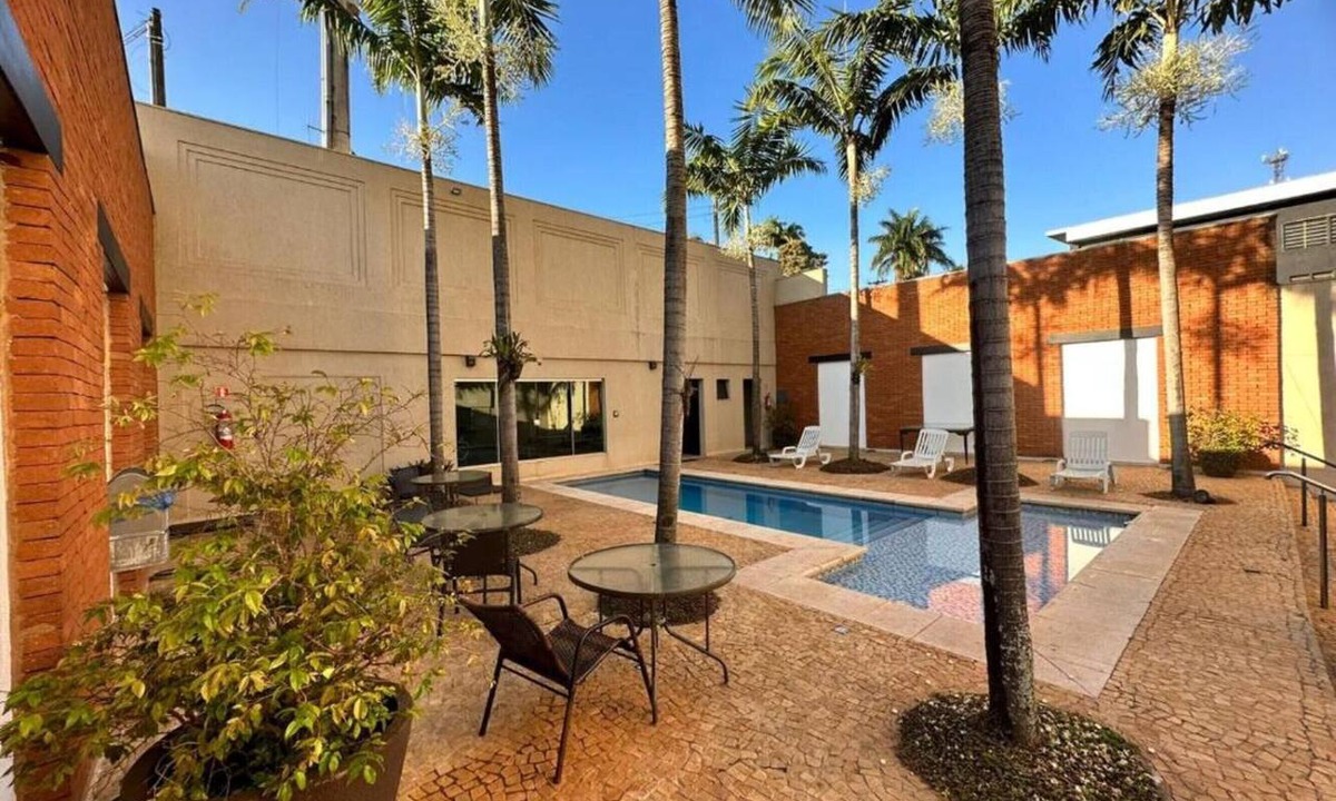 Ribeirao Preto Hotel | Refined Room for Business & Leisure Travelers | Ribeirão Shopping - 3.2 miles